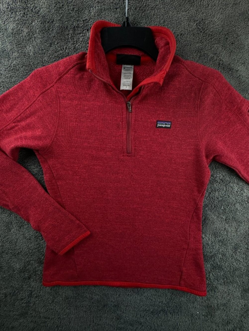 Patagonia Women Jacket Red 1/4 Zip Pullover Fleece Inside Hiking Small W Logo